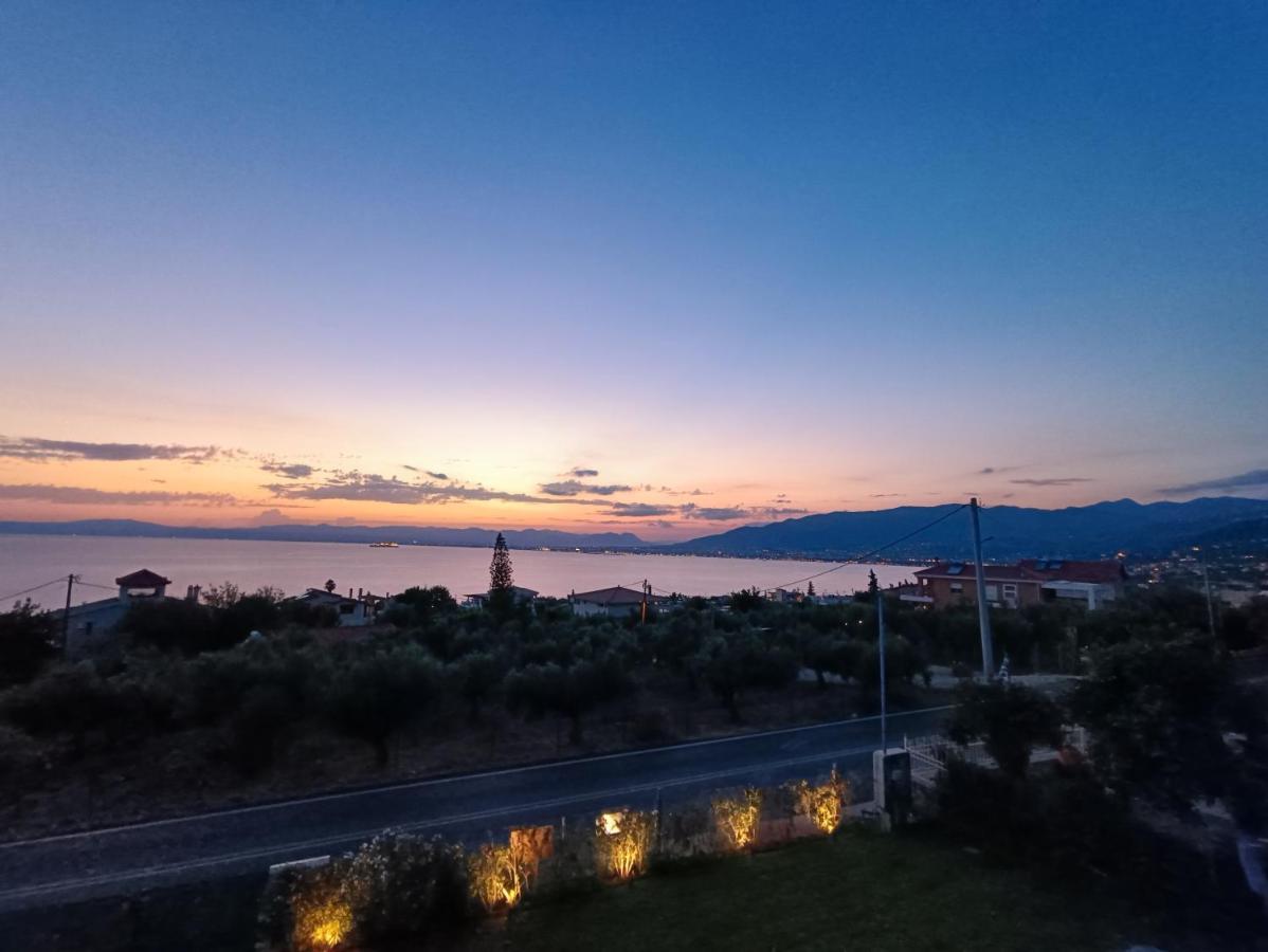 Evilenia Luxury Apartments Kalamata Eksteriør billede