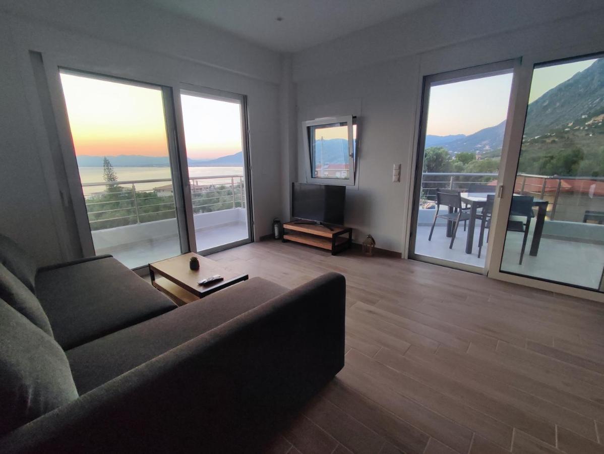 Evilenia Luxury Apartments Kalamata Eksteriør billede