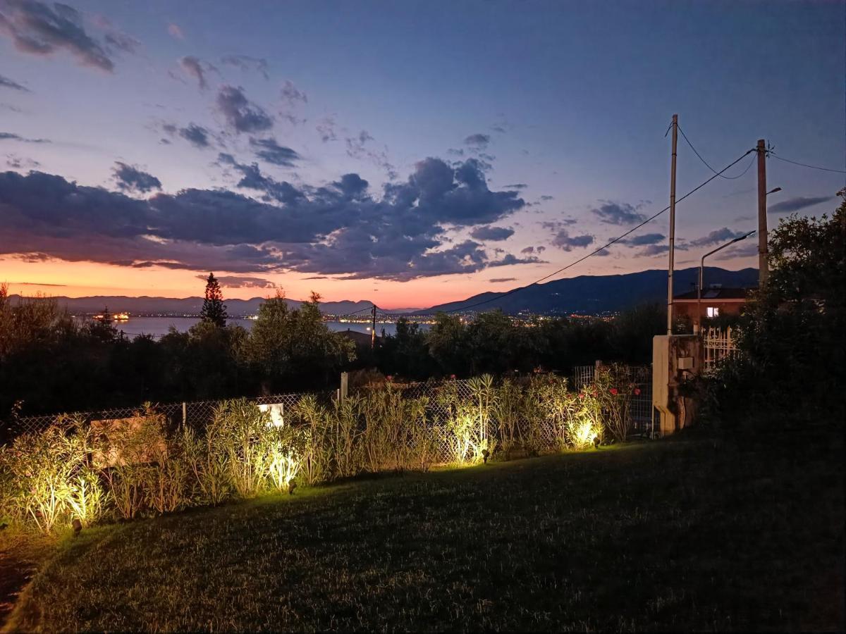 Evilenia Luxury Apartments Kalamata Eksteriør billede
